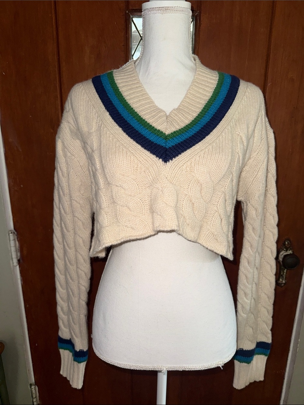INSCRIRE RARE Cropped Cable Knit Wool Sweater in Cream with Blue & Green Trim